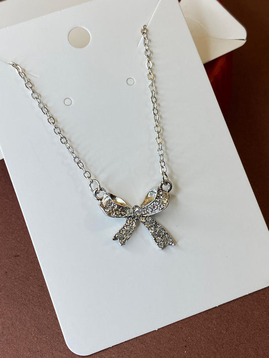Bow Necklace